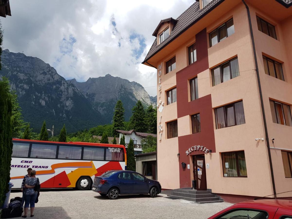 Hotel Iri Busteni Exterior photo