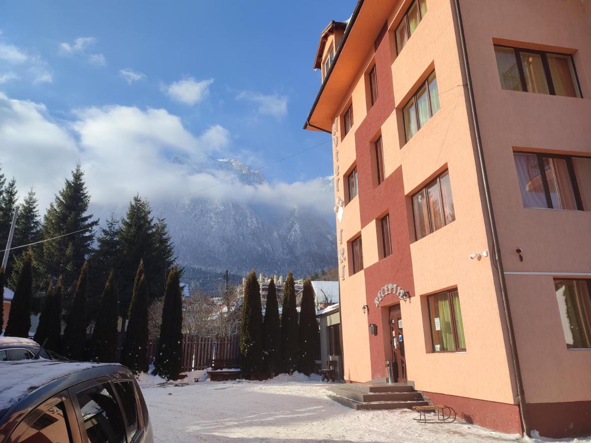 Hotel Iri Busteni Exterior photo