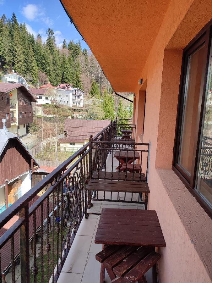 Hotel Iri Busteni Exterior photo